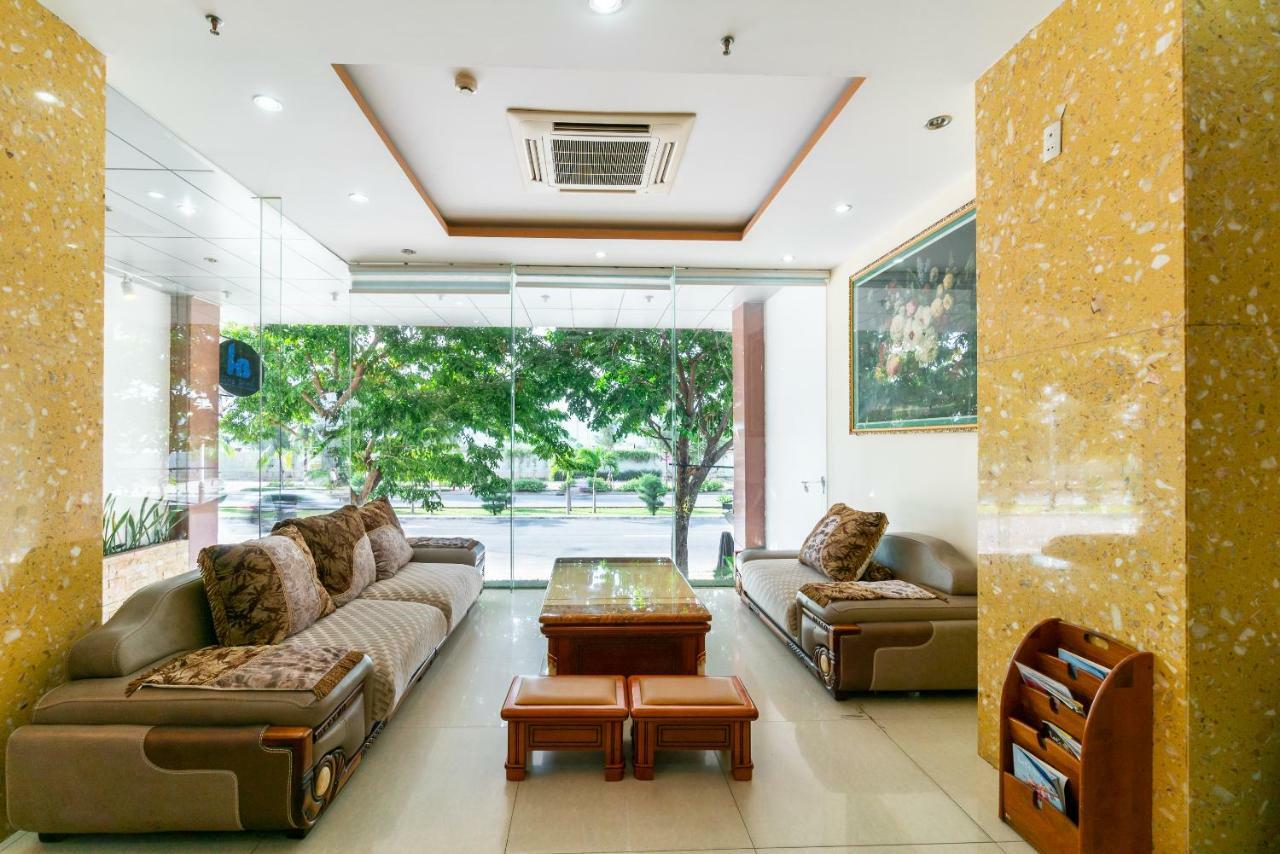 Oyo 375 Hoa Binh Hotel Danang Exteriér fotografie