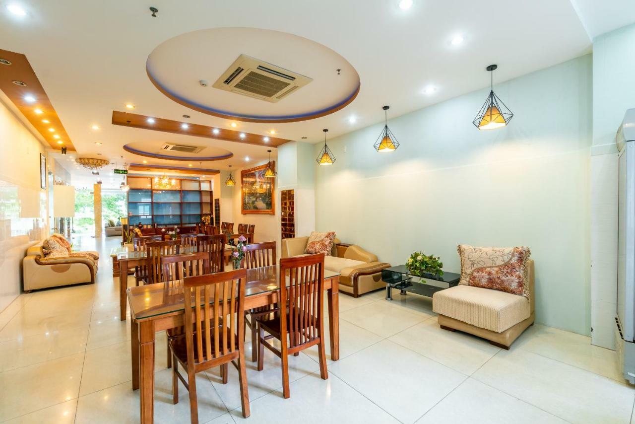 Oyo 375 Hoa Binh Hotel Danang Exteriér fotografie